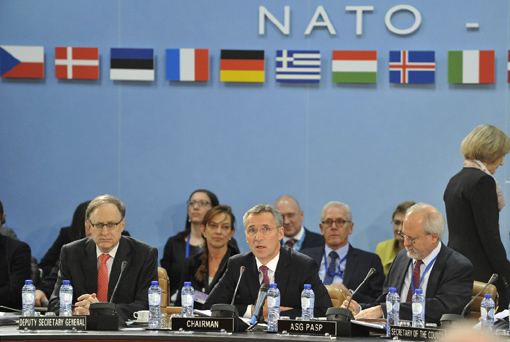 NATO nhất trí hỗ trợ Ukraine ảnh 1